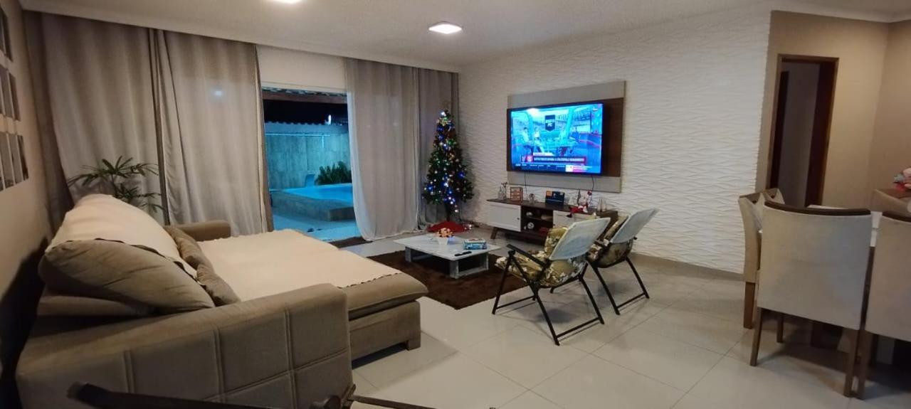 Casa Espetacular Com Piscina